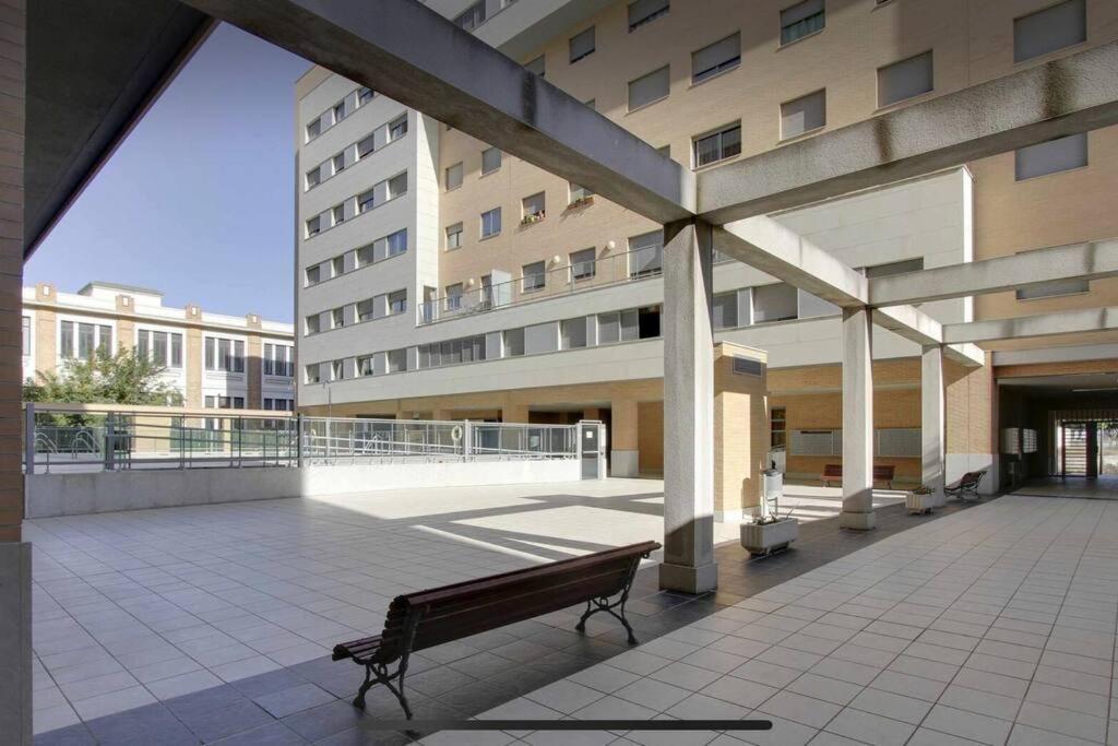 Pacifico P4 - Bonito Apartamento Con Piscina & Parking, Playa A 100 Metros Málaga Exterior foto